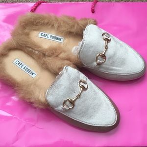 Cape Robbin Adel Faux Fur Velvet Mule Slides